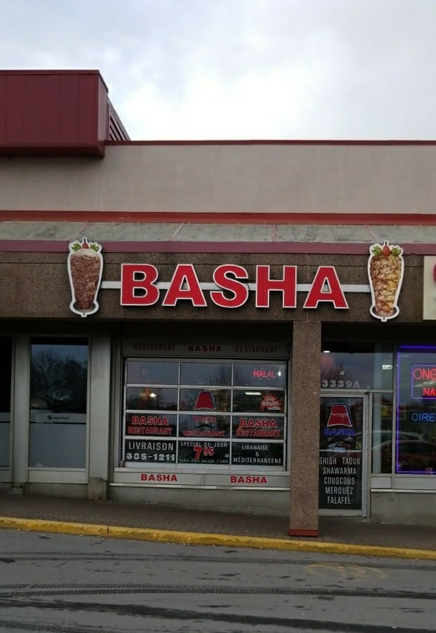 A full Lebanese meal spread at Restaurant Basha in Dollard-des-Ormeaux